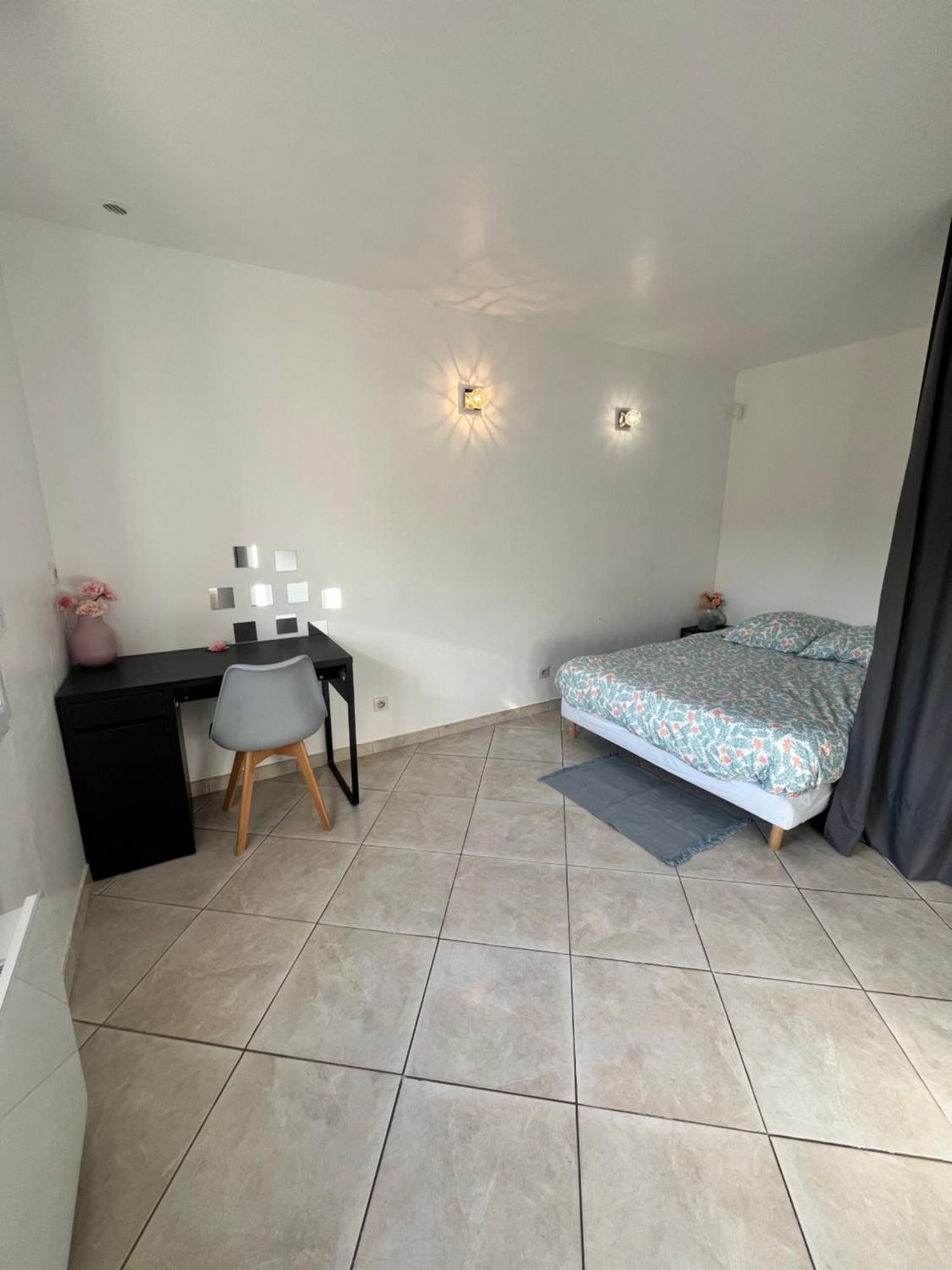 Piscine Cosy, 3 Chambres, 3 Sdb, Havre De Paix A 10 Min Des Plages Mauguio Exterior foto